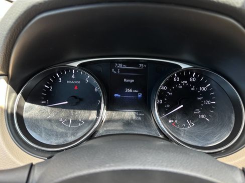 Used 2016 Nissan Rogue SL w/ SL Premium Package image 49