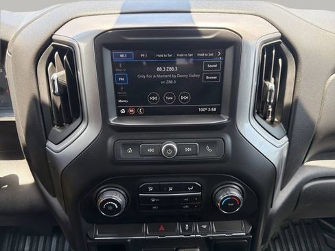 Used 2019 Chevrolet Silverado 1500 W/T w/ Trailering Package RWD image 17