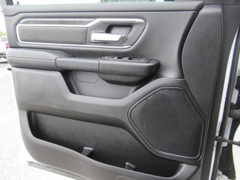 Certified 2022 RAM 1500 Big Horn AWD/4WD image 23