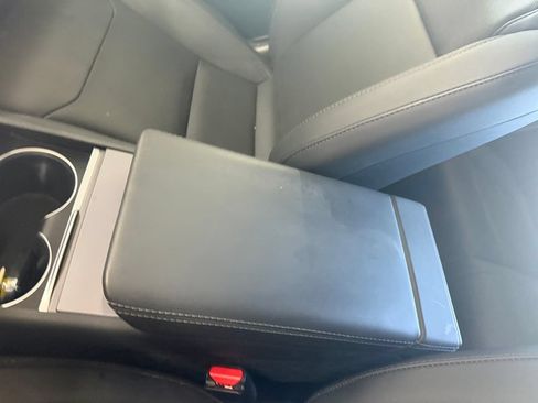 Used 2026 Tesla Model Y Long Range AWD/4WD image 17