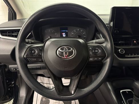 Used 2024 Toyota Corolla LE image 17