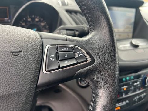 Certified 2019 Ford Escape SEL FWD image 9