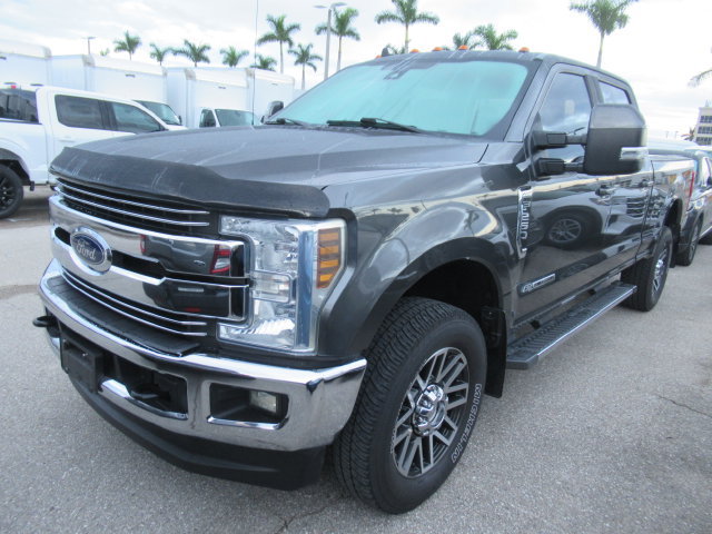 Used 2019 Ford F250 Lariat w/ Lariat Ultimate Package AWD/4WD image 3