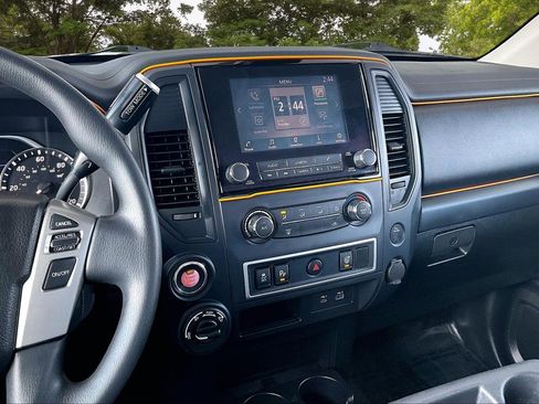 Used 2021 Nissan Titan S w/ S Utility Package image 10