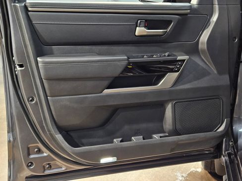 Used 2025 Toyota Tundra Limited image 20