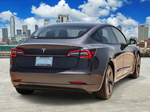 Used 2023 Tesla Model 3 Standard Range RWD image 4