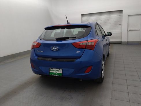 Used 2017 Hyundai Elantra GT FWD image 7