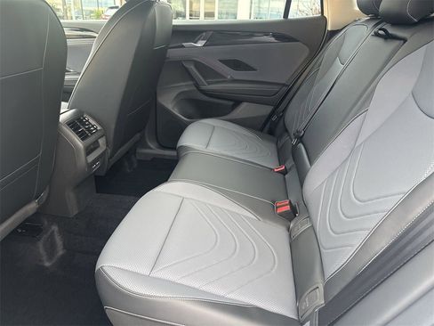 New 2026 Volkswagen Tiguan SE image 25