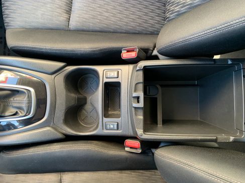 Used 2017 Nissan Rogue SV image 22