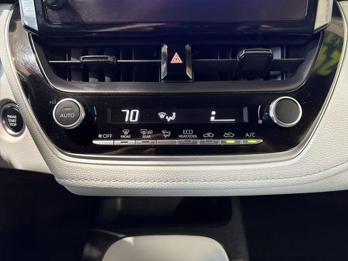 Certified 2024 Toyota Corolla SE image 20