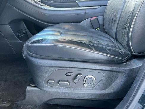 Used 2024 Hyundai Palisade Calligraphy AWD/4WD image 17