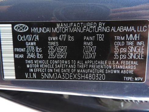 Used 2025 Hyundai Tucson SE FWD image 17