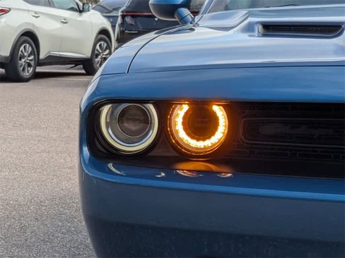 Used 2021 Dodge Challenger SXT w/ Blacktop Package image 9