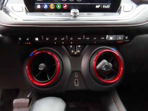 Used 2024 Chevrolet Blazer RS w/ Enhanced Convenience Package image 27