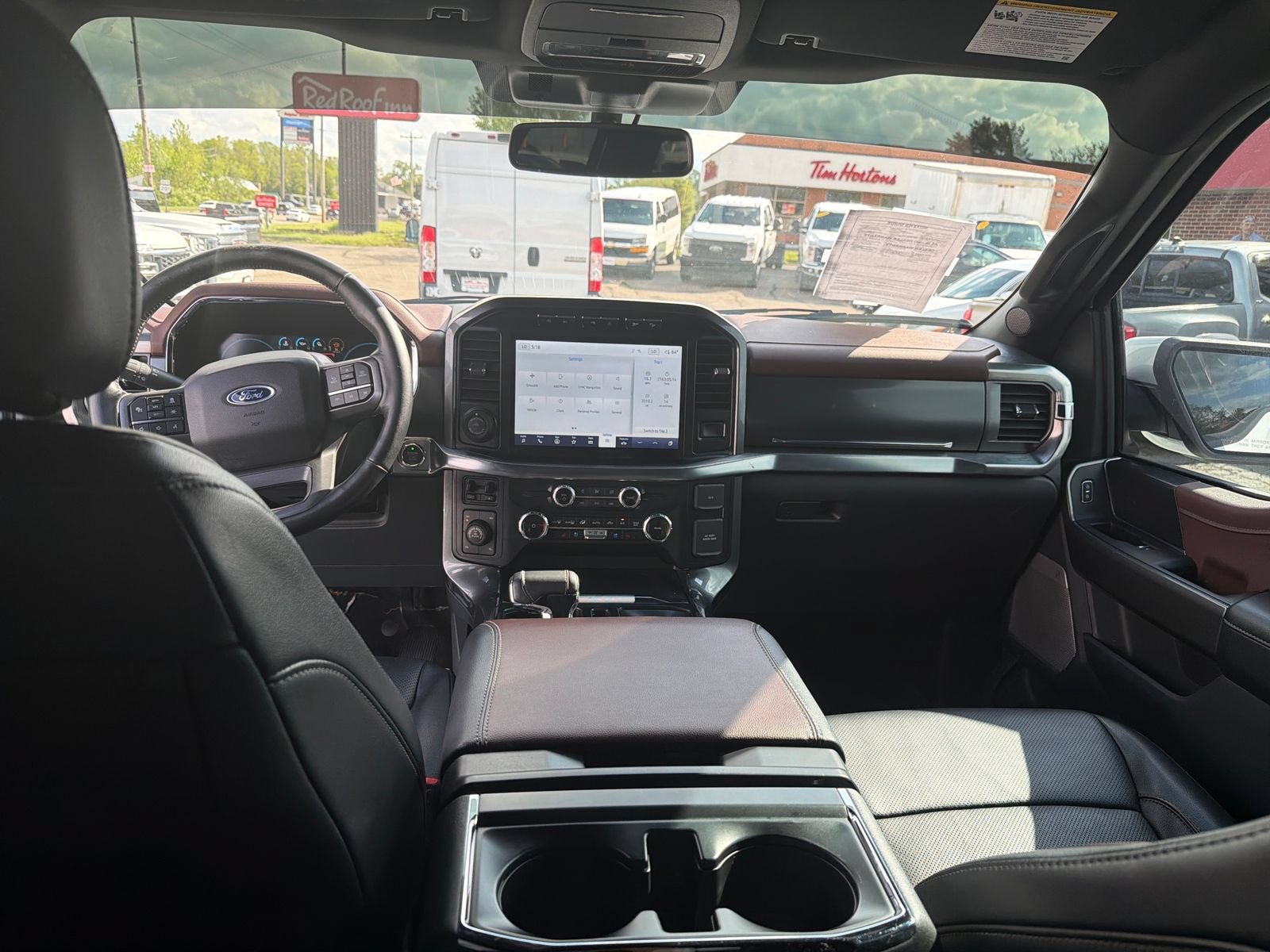 Used 2023 Ford F150 Lariat w/ Max Trailer Tow Package AWD/4WD image 15