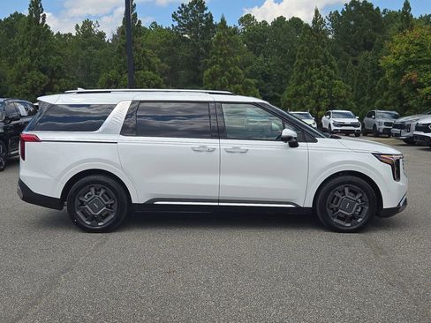 New 2026 Kia Carnival SX image 7