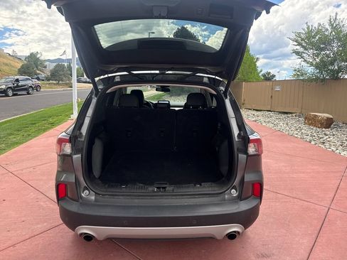 Certified 2021 Ford Escape Titanium AWD/4WD image 9