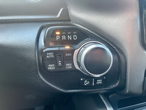 Used 2021 RAM 1500 Big Horn image 15
