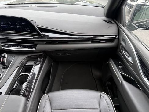 Used 2021 Cadillac Escalade Sport w/ Driver Assist Tech Package AWD/4WD image 24
