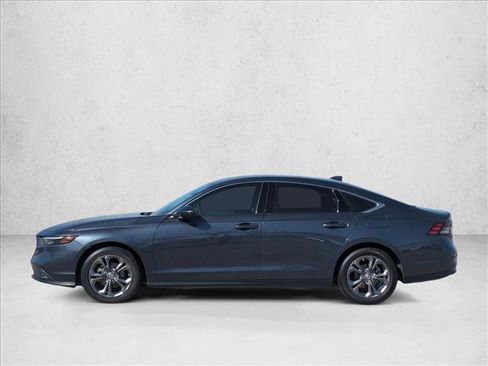 Used 2023 Honda Accord EX image 9