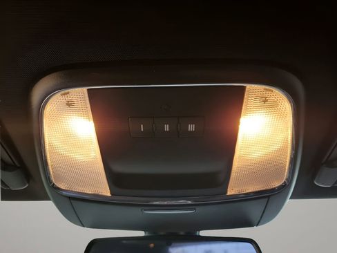 Used 2021 Dodge Charger R/T w/ Blacktop Package image 38