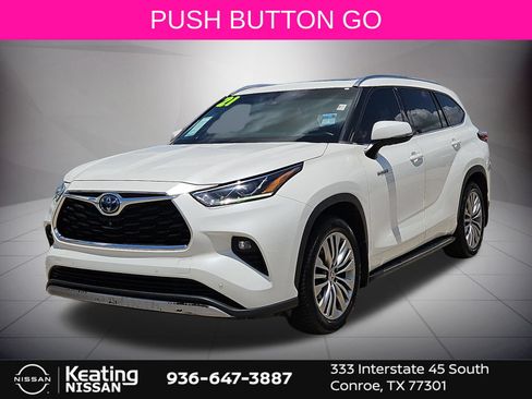 Used 2021 Toyota Highlander Platinum FWD image 4