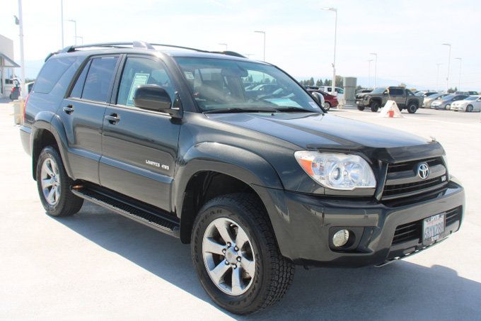 Used 2007 Toyota 4Runner Limited AWD/4WD image 2