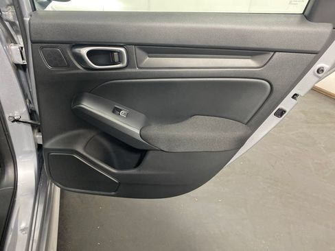 Used 2024 Honda Civic Sport image 29