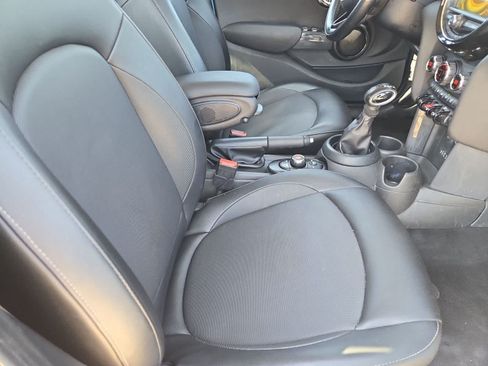 Used 2018 MINI Cooper 4-Door Hardtop FWD image 20