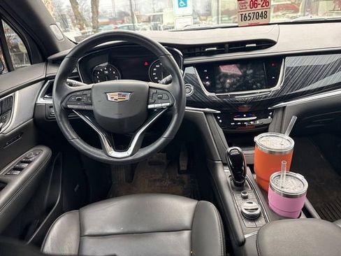 Used 2024 Cadillac XT6 Premium Luxury w/ Technology Package image 19