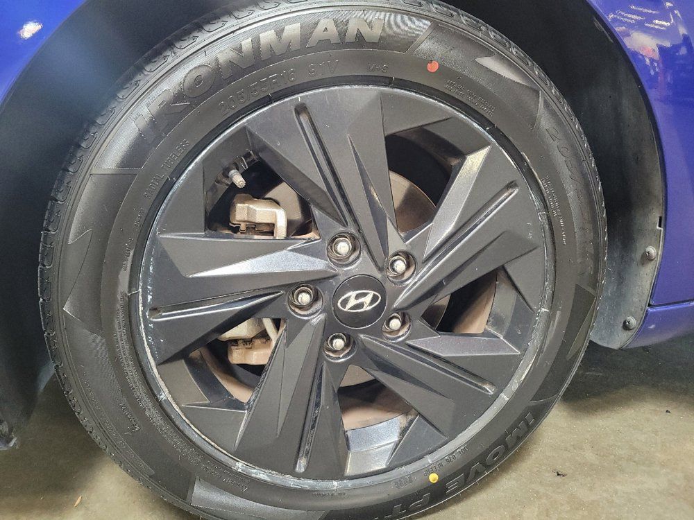Used 2022 Hyundai Elantra SEL w/ Convenience Package FWD image 31
