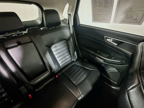 Used 2022 Ford Edge SEL image 14