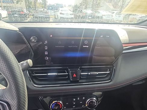 Used 2024 Chevrolet TrailBlazer RS w/ Driver Confidence Package image 10