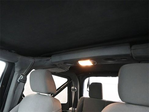 Used 2015 Jeep Wrangler Sport w/ Quick Order Package 23S image 32