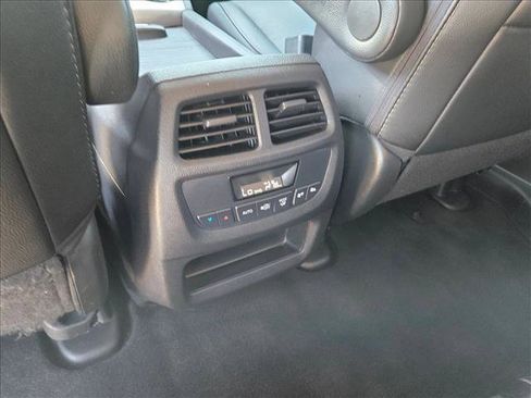 Used 2018 Honda Pilot EX-L image 16