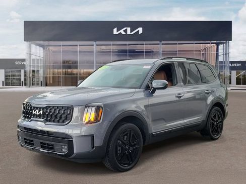 Certified 2024 Kia Telluride SX X-Line AWD/4WD image 3