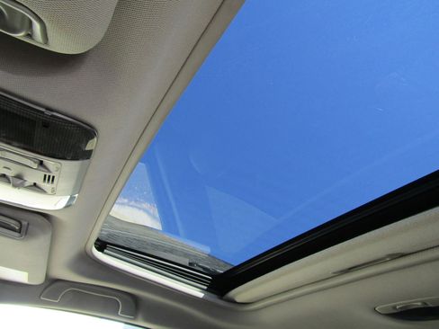 Used 2012 Subaru Outback 2.5i Limited image 31