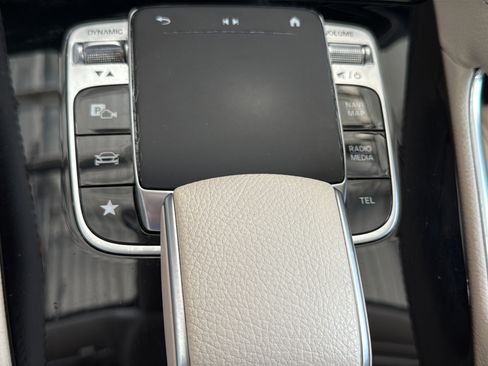 Used 2020 Mercedes-Benz GLE 350 4MATIC image 38