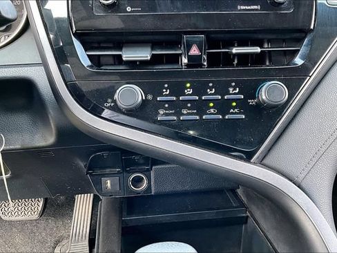 Used 2021 Toyota Camry LE FWD image 16