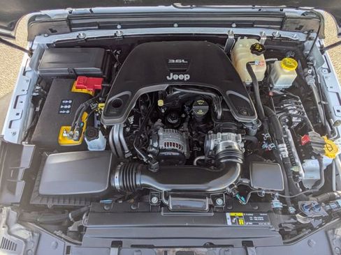 Used 2020 Jeep Gladiator Sport w/ Quick Order Package 24S image 33