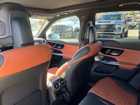 New 2026 Mercedes-Benz GLC 300 4MATIC image 19