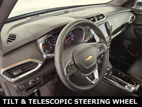 Used 2021 Chevrolet TrailBlazer ACTIV w/ Sun and Liftgate Package image 10