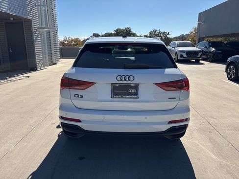 Certified 2025 Audi Q3 2.0T Premium w/ Convenience Package image 7