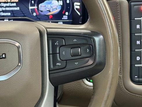 Used 2022 GMC Yukon XL Denali AWD/4WD image 19