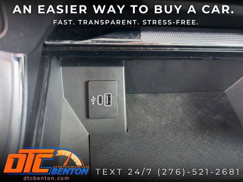 Used 2025 Ford F150 Lariat w/ Equipment Group 501A Mid AWD/4WD image 24