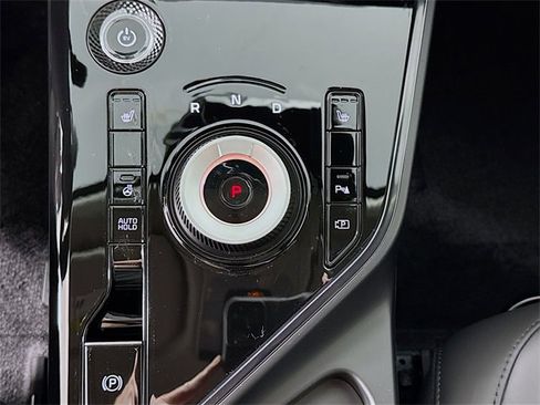 New 2025 Kia Niro Wind image 21