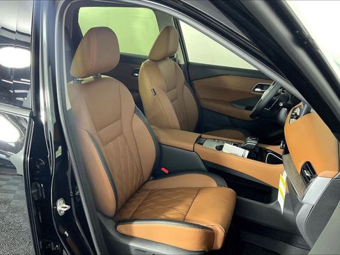 New 2025 Nissan Rogue Platinum image 35