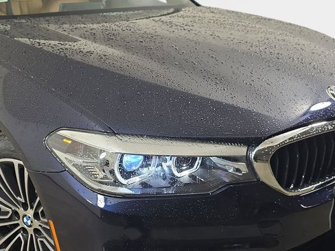 Used 2018 BMW 530i xDrive 530i xDrive image 36