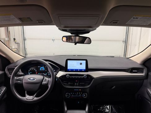 Certified 2020 Ford Escape SE AWD/4WD image 3