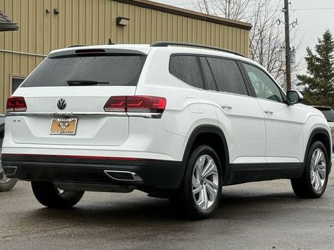 Used 2021 Volkswagen Atlas SE w/ Panoramic Sunroof Package FWD image 6